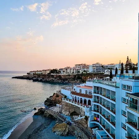 Modern With Location Parador, شقة *