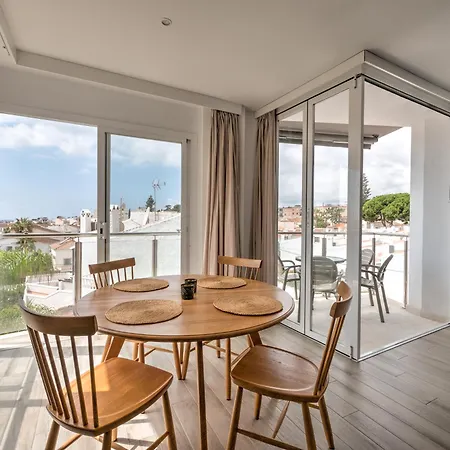 Modern With Location Parador, * نيرخا