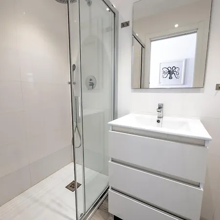 Modern With Location Parador, Apartment Nerja