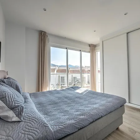 Modern With Location Parador, Nerja