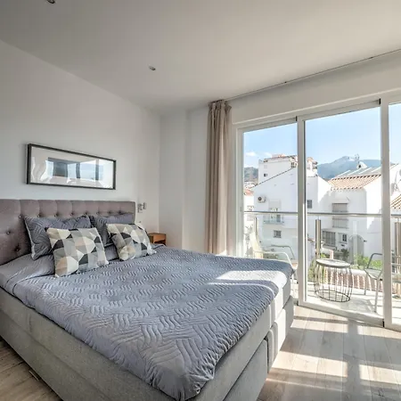Διαμέρισμα Modern With Location Parador, *